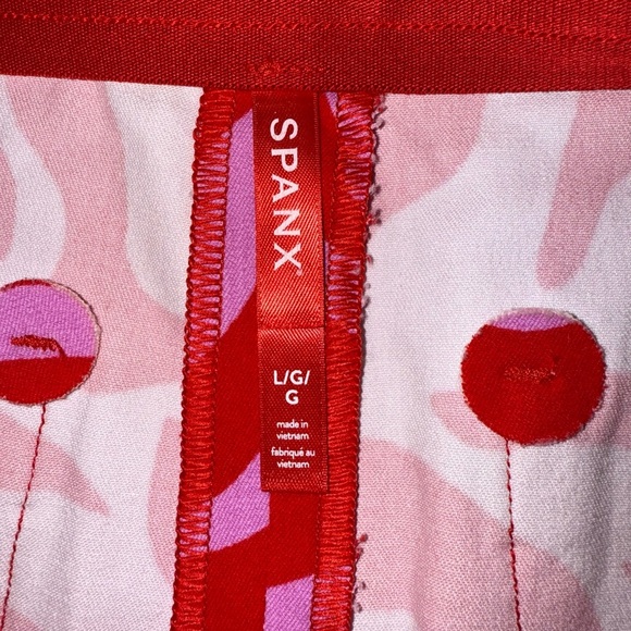 SPANX High Waist Zebra Print Shorts - Red and Pink NWT Size Large - Picture 4 of 9